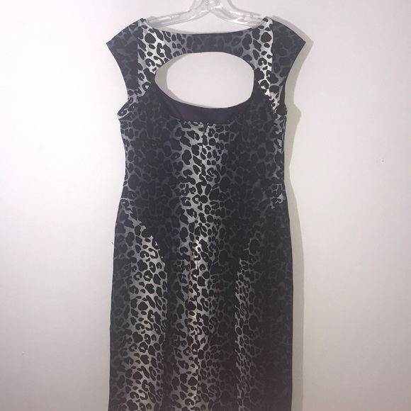 Cheetah print dress - Picture 3 of 3